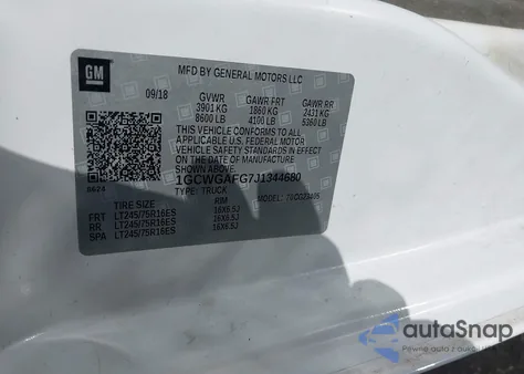 2018 Chevrolet Express 2500 Work Van z USA, uszkodzony, nr VIN 1GCWGAFG7J1344680